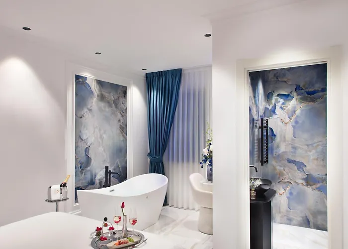 Dama Luxury 4* Помпеи