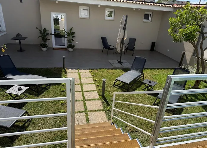 Dama Luxury Guest house